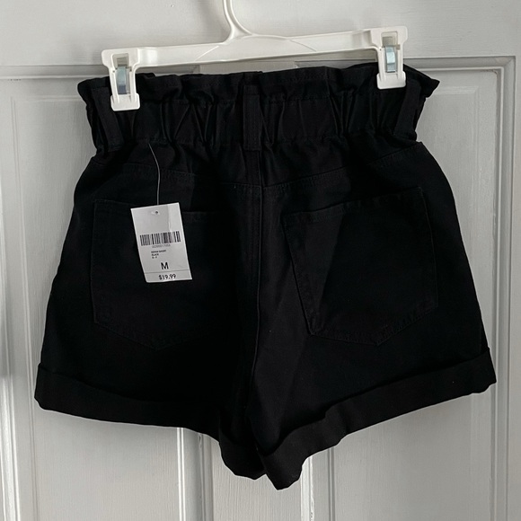 Brand new shorts - Picture 2 of 4